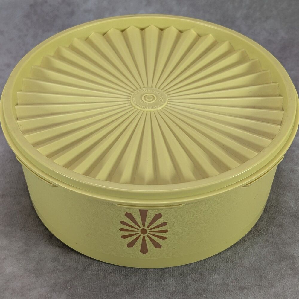 Vintage Tupperware Servalier Yellow Bowl 1204 Sunburst Graphic Starburst Lid